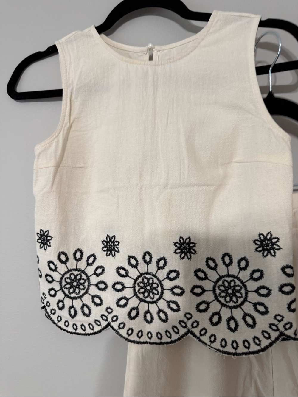 Women's Cream Embroidered Tank & Wide-Leg Pants Set - Picture 3 of 3